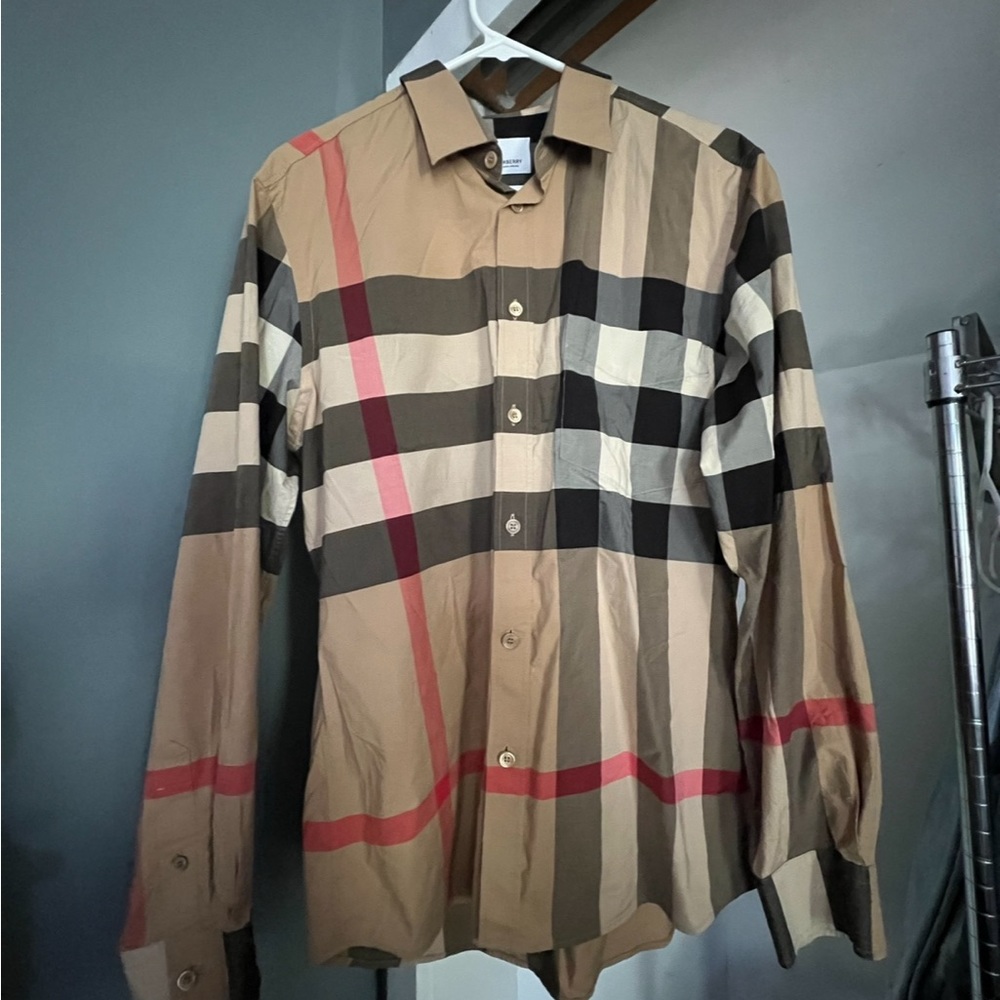 Burberry button up shirt